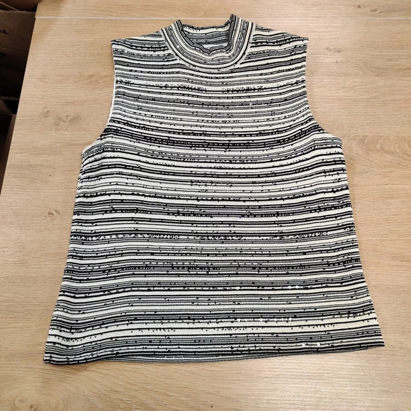St John Sleeveless Shell Tank Top Sparkly Black Cream Striped Knit Size P - Picture 10 of 11